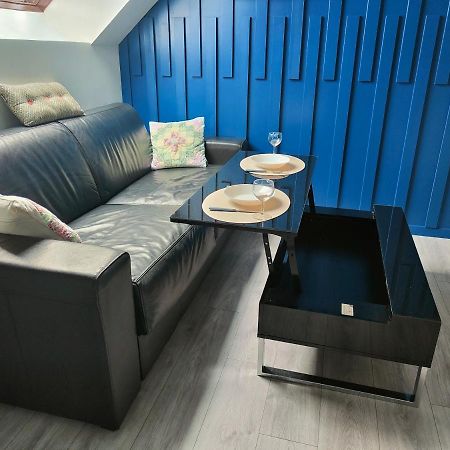 Les Lofts De Provins: Apt 6 Esterno foto